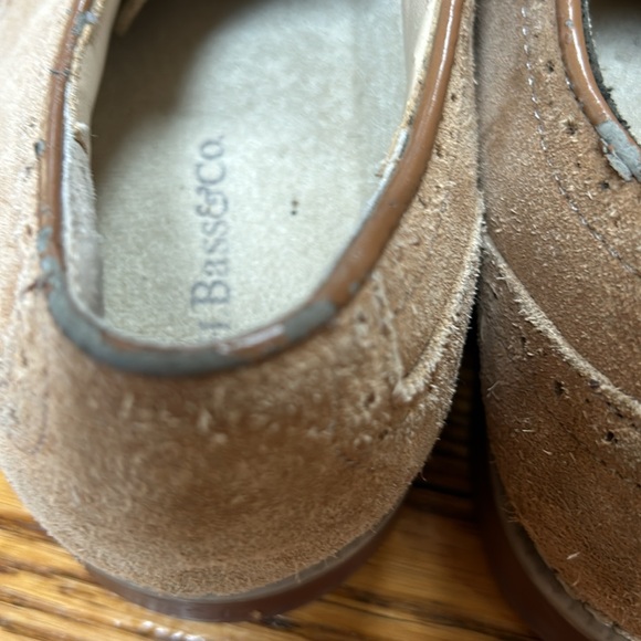 Vintage G.H. Bass Men’s Pembroke suede wingtips. Lace up tan, suede. Size 10 - Picture 5 of 11